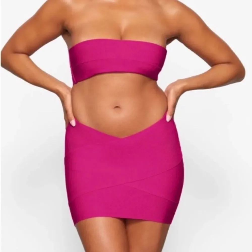 SKIMS Magenta Knit Swim Mini Skirt Sz 4X NWT